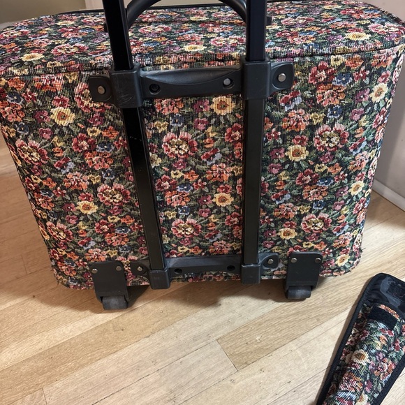 Vintage Tapestry Sewing Machine Rolling Luggage Trolley Bag Case Tote XL Roomy! - Picture 7 of 13